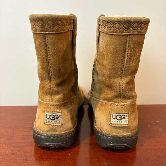 UGG Men’s Aliso Suede Shearling Lined Boots Size 7 main image 4